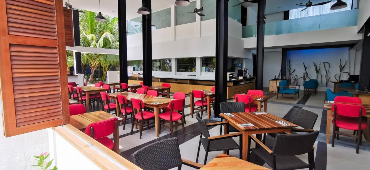 乌库拉斯 兰塔利乌库哈斯岛水疗旅馆酒店 外观 照片